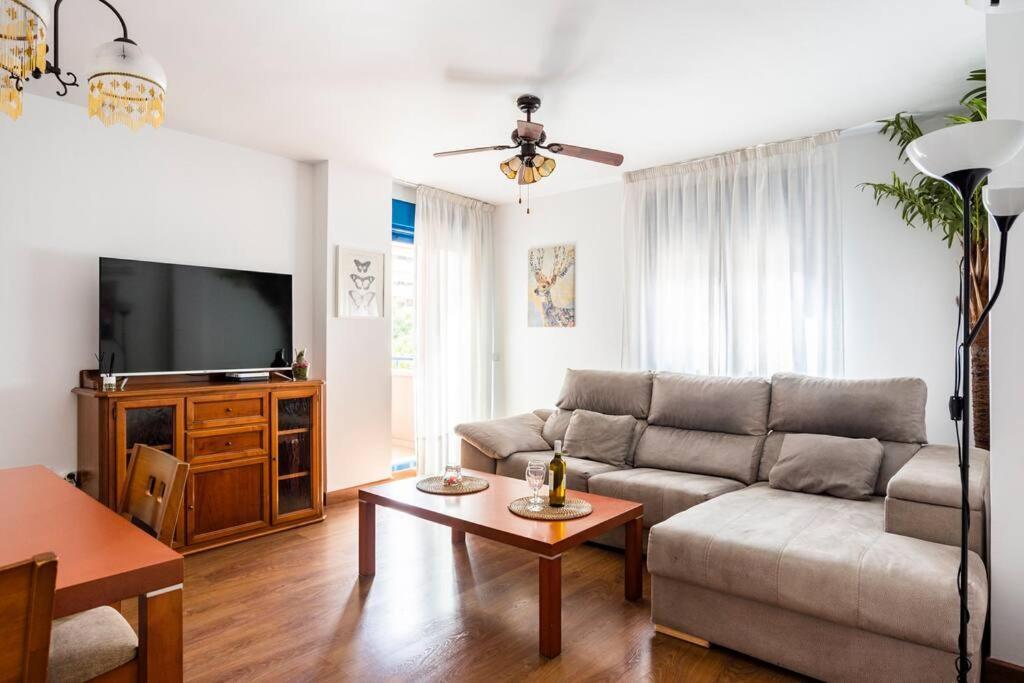 Ayala Beach Apartment Málaga Dış mekan fotoğraf